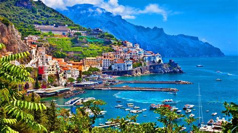 amalfi coast meaning.